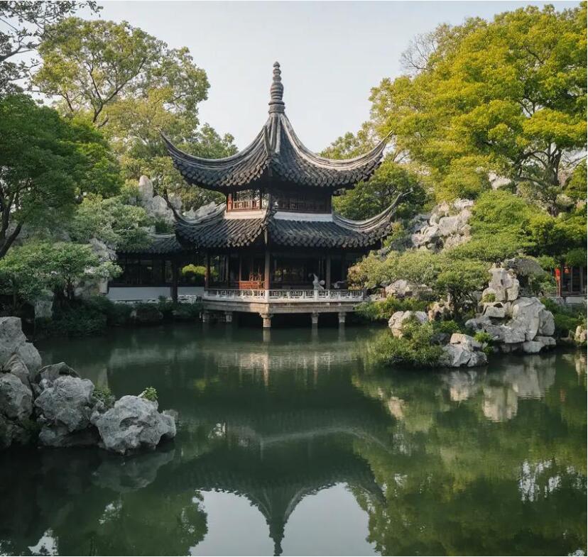 凤城凌雪餐饮有限公司